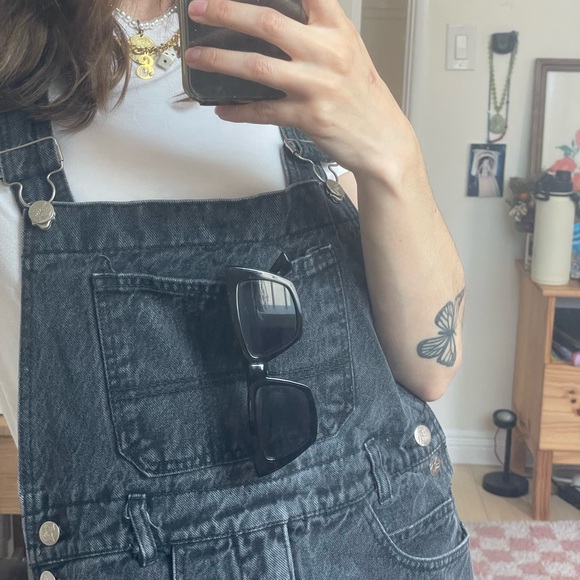 Black sunglasses o/s - Picture 7 of 8